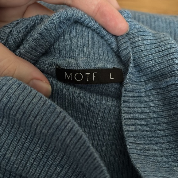 women’s blue turtleneck sweater vest - Picture 2 of 4